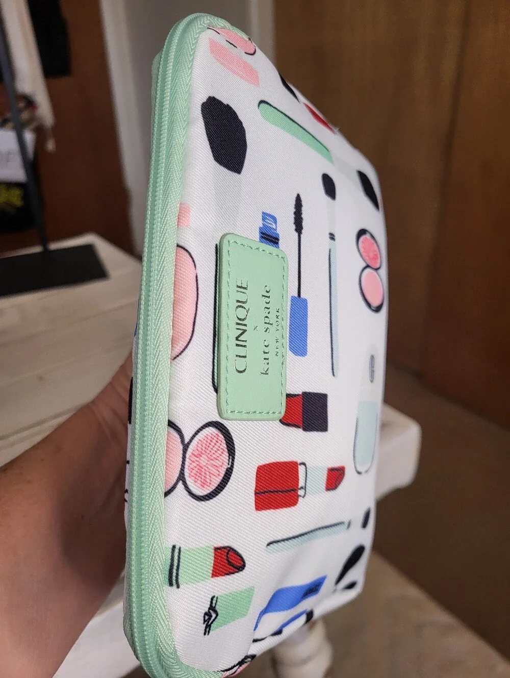 Kate Spade Limited Edition Cosmetic Pouch in Mint.